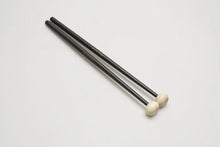 Load image into Gallery viewer, Freer Percussion CW2 – NEW 30mm wood head on tapered carbon fiber shaft