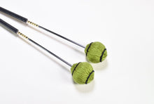 將圖片載入圖庫檢視器 Freer Percussion V2 – Vibraphone Mallets – General (sold in pairs)