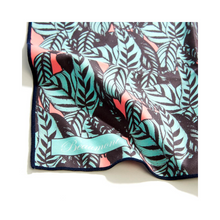 Load image into Gallery viewer, Beaumont Polishing Cloth Wipes (Large Microfibre)