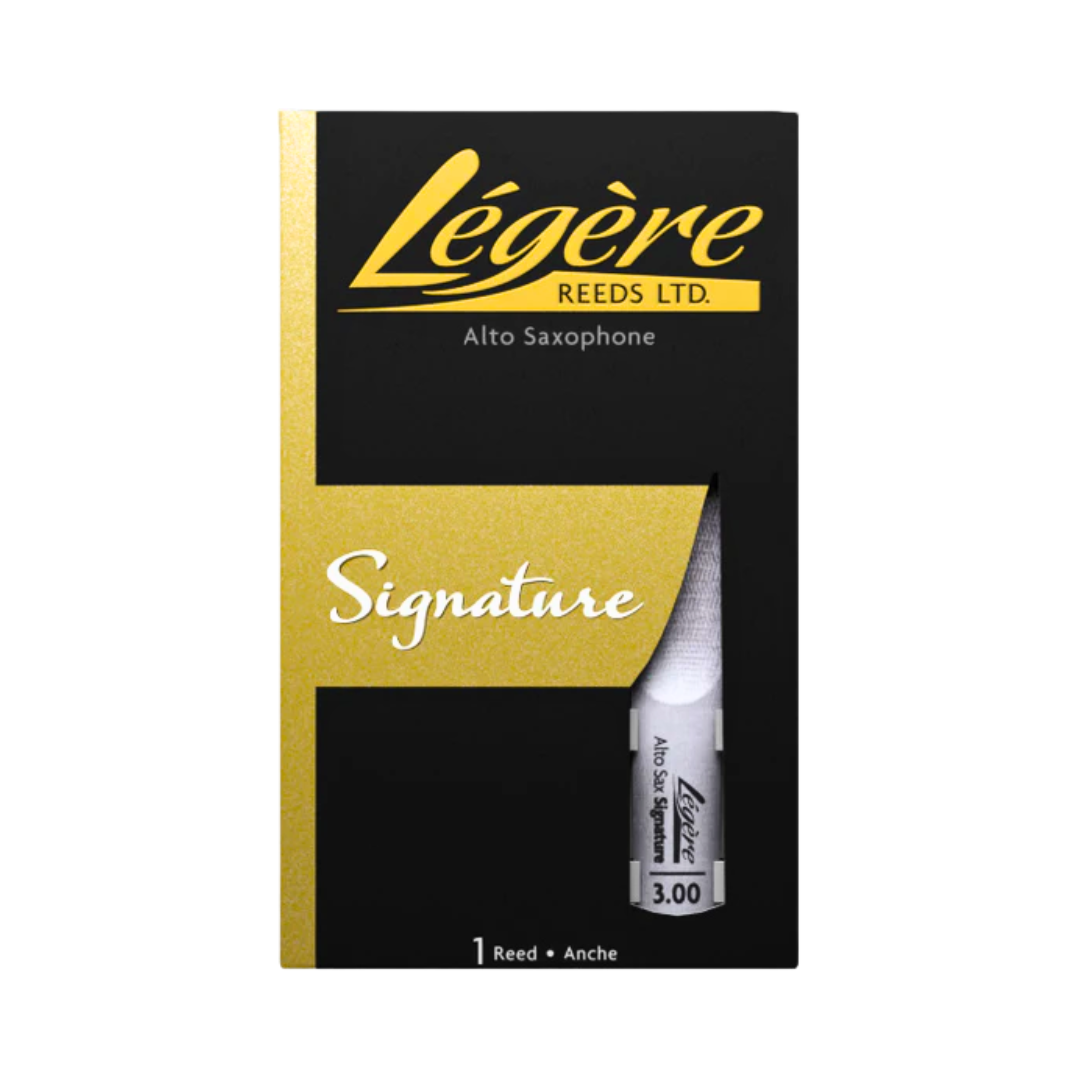 Legere Signature E flat medium tone saxophone synthetic reed