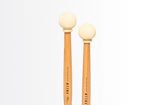 將圖片載入圖庫檢視器 Freer Percussion BD2H – Small Head Chamois Bass Drum Mallets Hickory Shafts (sold in pairs)
