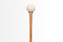 將圖片載入圖庫檢視器 Freer Percussion BD3H – Large Head Chamois Bass Drum Mallet Hickory Shaft (single mallet)

