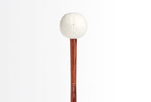 將圖片載入圖庫檢視器 Freer Percussion BD5R – Extra Large Head Soft Bass Drum Mallet Rosewood Shaft

