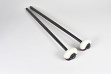 將圖片載入圖庫檢視器 Freer Percussion C-FDS “SOFT/HARD” Felt Core Double Sided Timpani on Carbon Fiber
