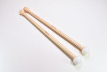 將圖片載入圖庫檢視器 Freer Percussion CD9 – Cloyd Duff #9 Double End Flip Sticks (Hickory)
