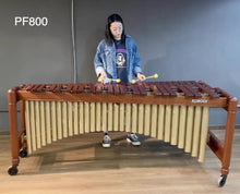 將影片載入圖庫檢視器並播放，KOROGI PERFECTION系列 馬林巴琴
