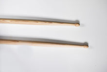 Load image into Gallery viewer, Freer Percussion SHSE – NEW HICKORY SIGNATURE MODEL
