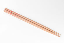 Load image into Gallery viewer, Freer Percussion SMN-TG – NEW Medium Hornwood™ Traditional Grip

